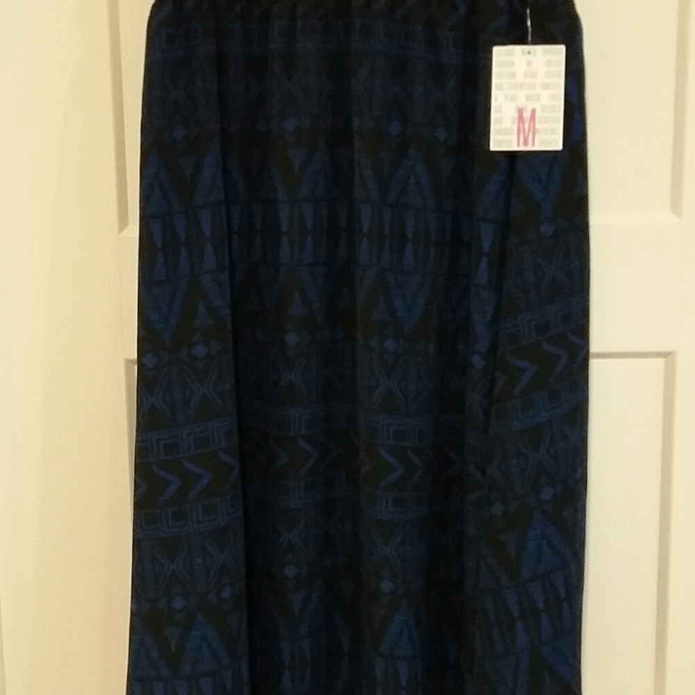 M Lularoe Lola skirt